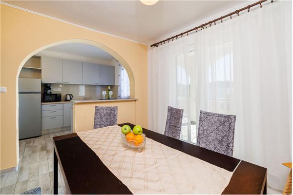 Apartment A1, for 6 persons