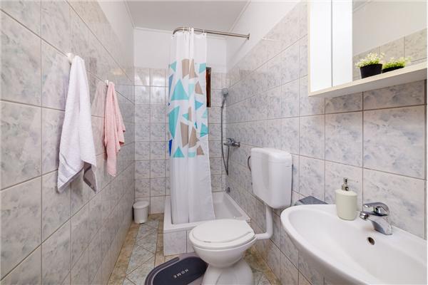 Apartment A3, for 7 persons