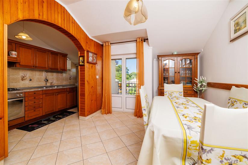 Apartman A2, na 5 osebe