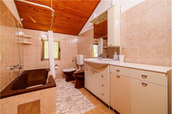 Apartman A2, na 5 osebe