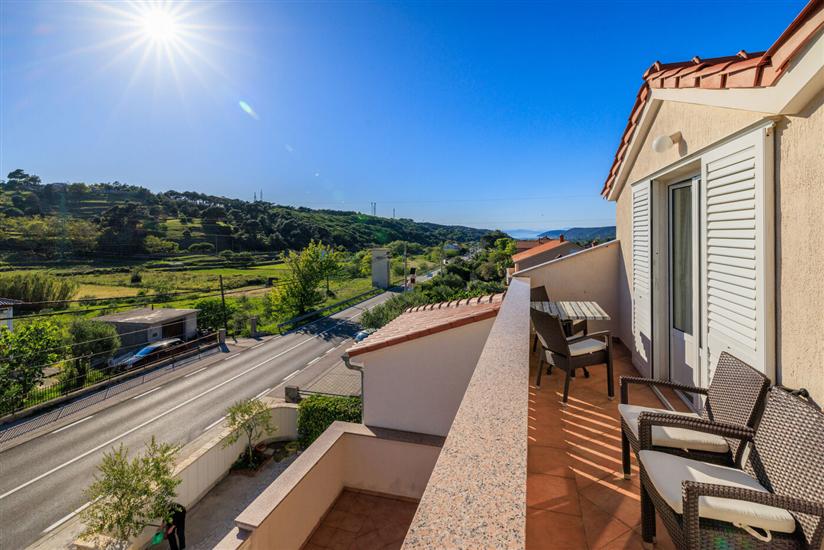 Apartment A1, for 6 persons