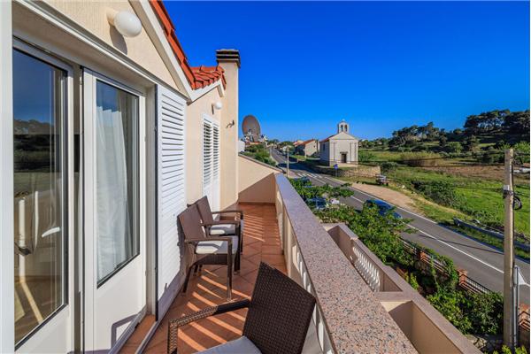 Apartment A1, for 6 persons