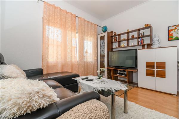 Apartment A2, for 4 persons