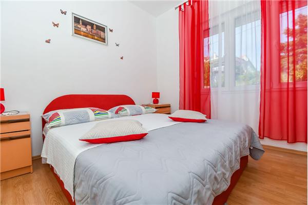 Apartment A1, for 6 persons