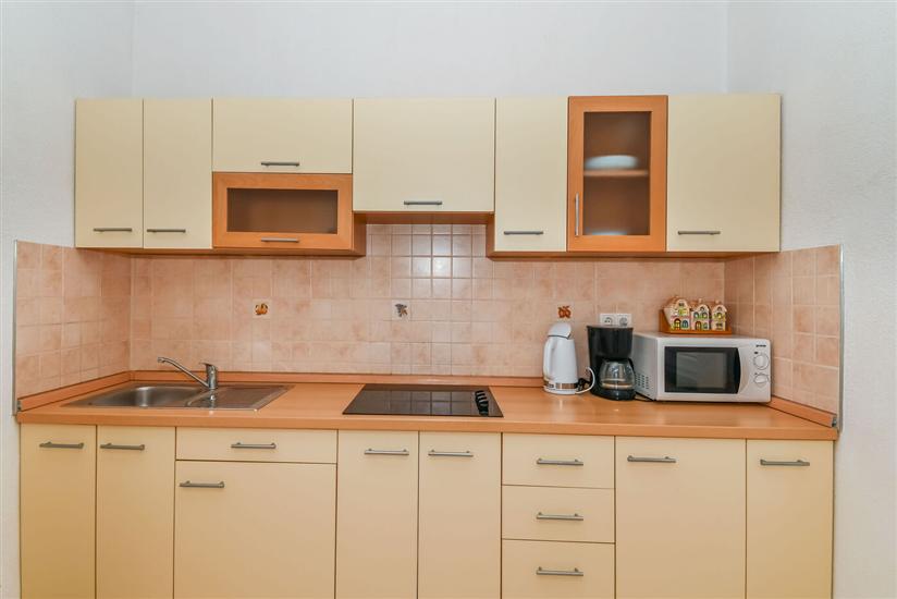 Apartment A1, for 6 persons