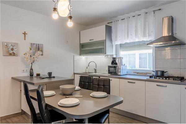 Apartman A1, za 6 osoba/e