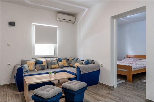 Apartment A2, for 4 persons