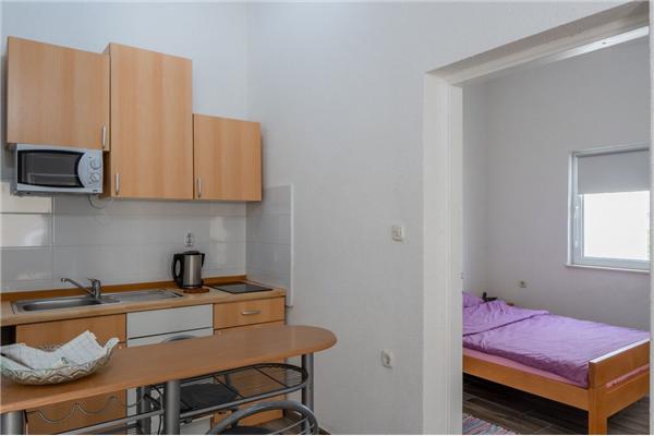 Apartment A4, for 4 persons