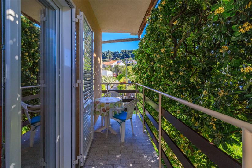 Apartment A1, for 5 persons