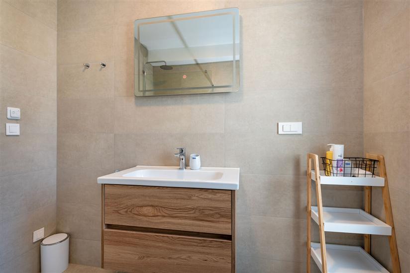 House K1, for 8 persons