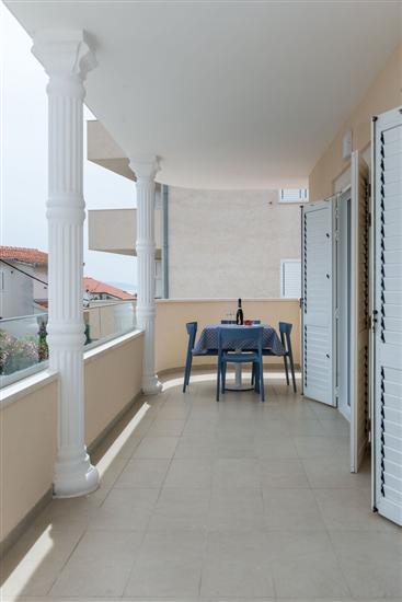 Lägenhet A1, för 5 personer