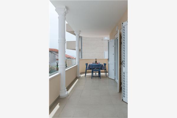 Lägenhet A1, för 5 personer