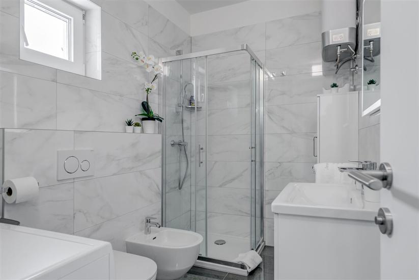 Lägenhet A1, för 5 personer