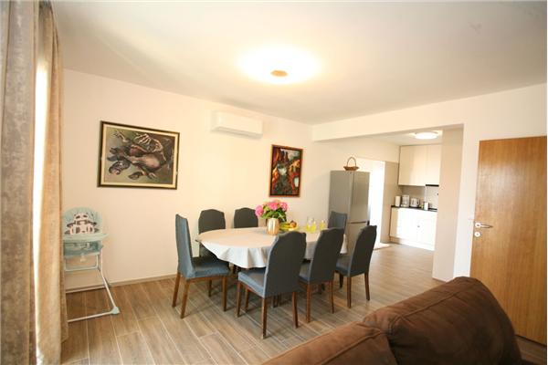 House K1, for 8 persons