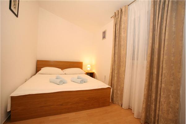 House K1, for 8 persons