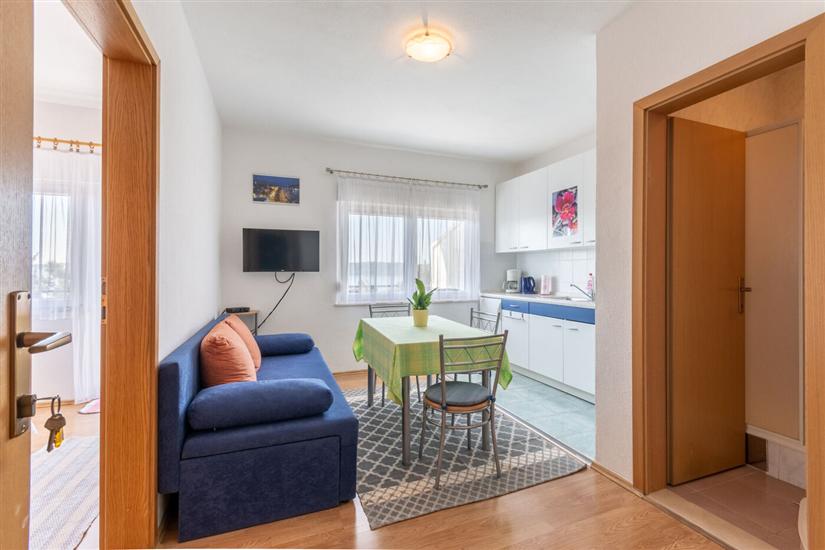 Apartment A2, for 3 persons