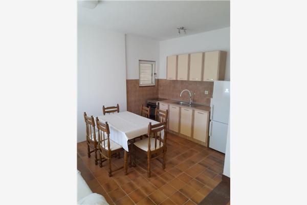 Apartment A1, for 7 persons