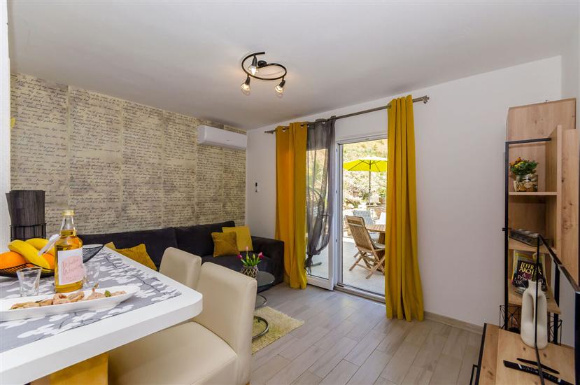 Apartment A3, for 5 persons