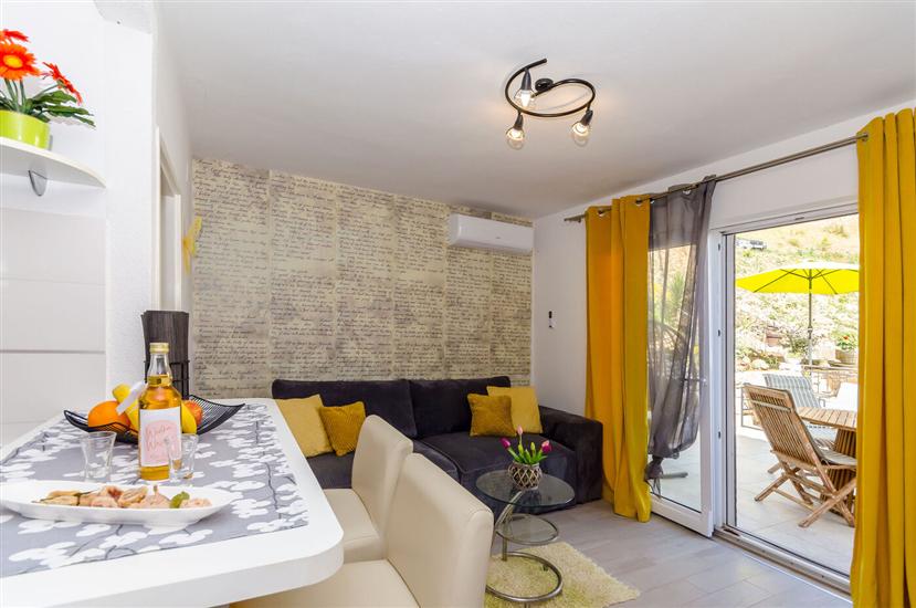 Apartment A3, for 5 persons