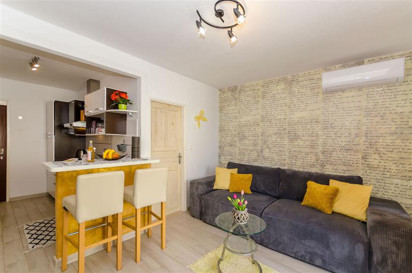 Apartment A3, for 5 persons