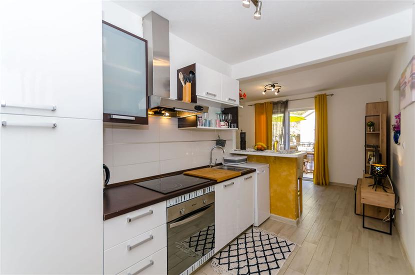 Apartment A3, for 5 persons