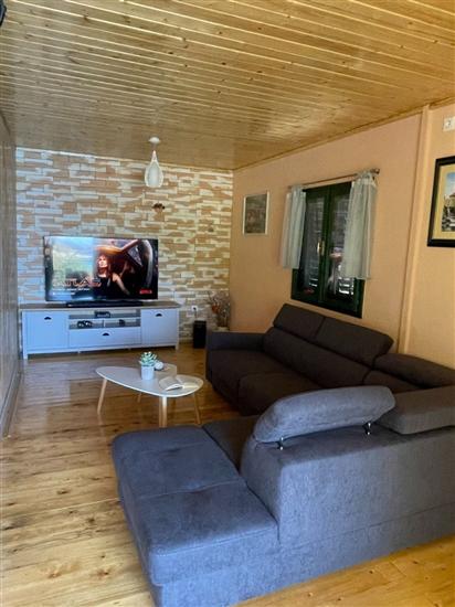 House K1, for 10 persons