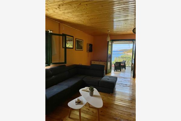 House K1, for 10 persons