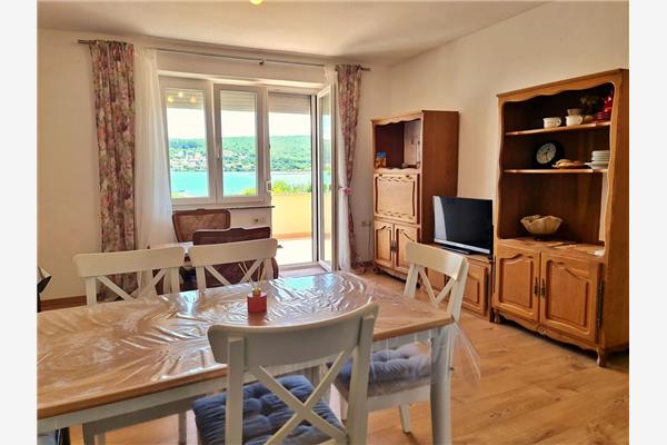 Apartment A1, for 5 persons