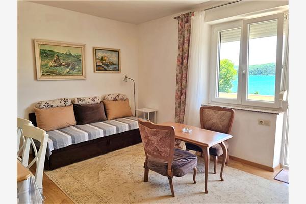 Apartment A1, for 5 persons