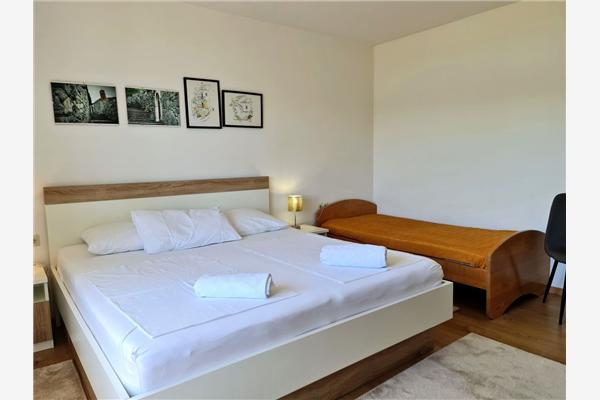 Apartment A1, for 5 persons