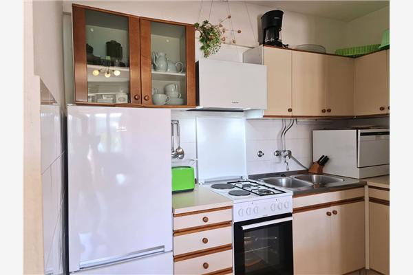 Apartment A1, for 5 persons