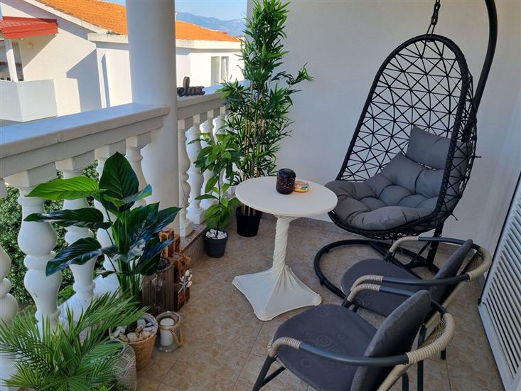 Apartment A7, for 2 persons