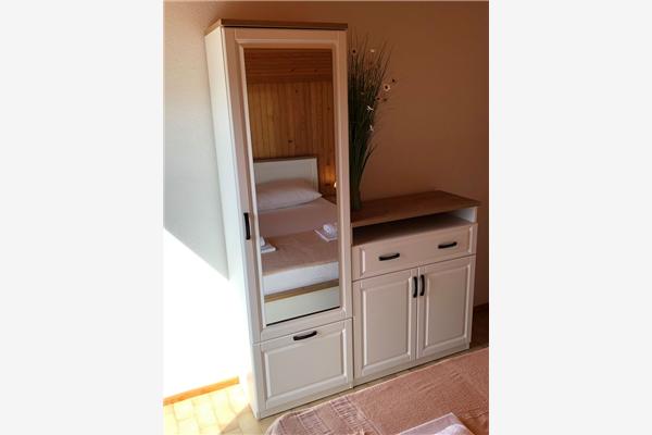 Apartment A1, for 5 persons