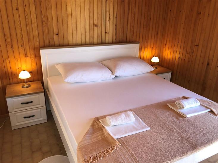 Apartment A1, for 5 persons