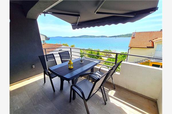 Apartment A1, for 6 persons