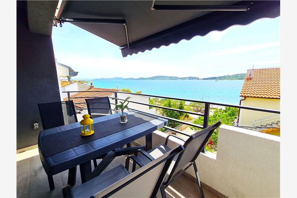 Apartment A1, for 6 persons