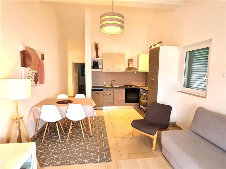 Apartment A1, for 6 persons