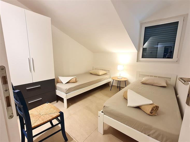 Apartment A1, for 6 persons