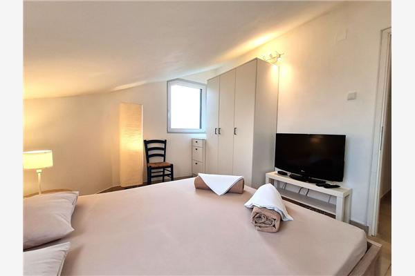 Apartment A1, for 6 persons