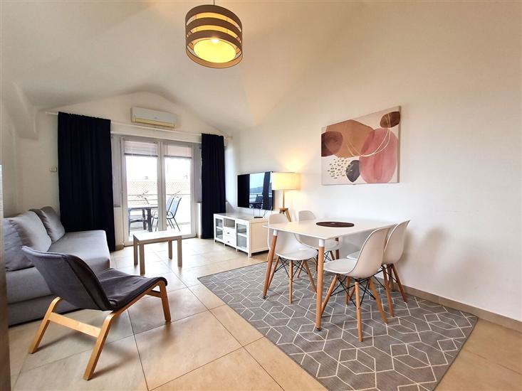 Apartment A1, for 6 persons