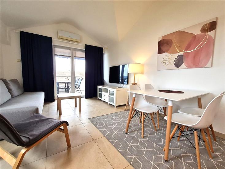 Apartment A1, for 6 persons