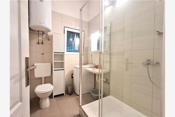 Apartment A1, for 6 persons