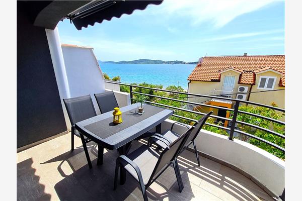 Apartment A2, for 4 persons