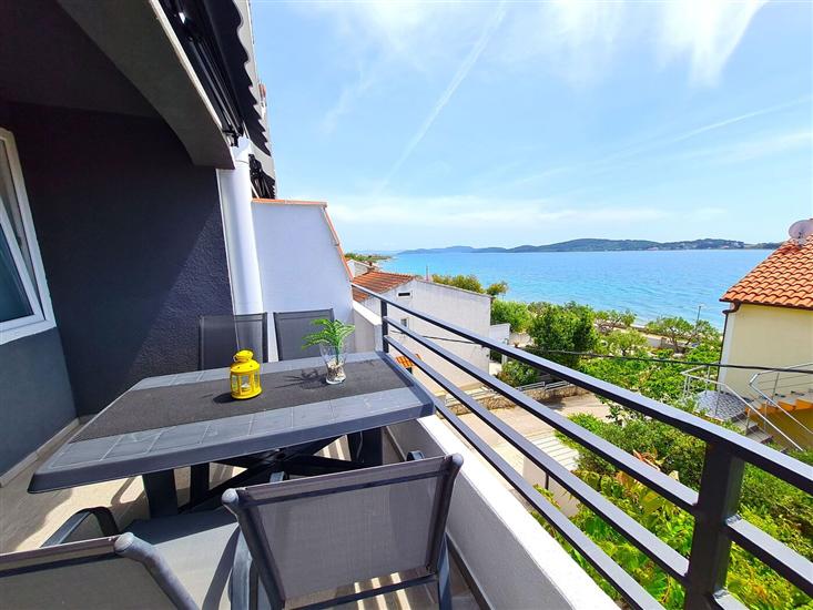 Apartment A2, for 4 persons