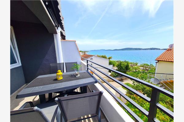 Apartment A2, for 4 persons