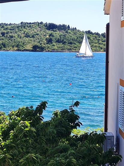 Apartment A4, for 6 persons