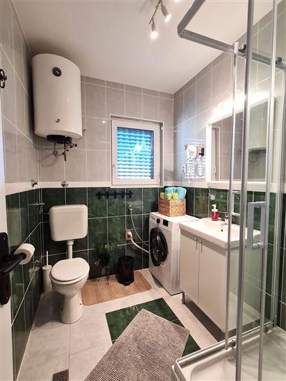 Apartment A4, for 6 persons