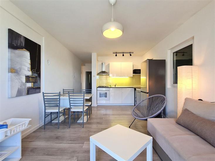 Apartment A4, for 6 persons
