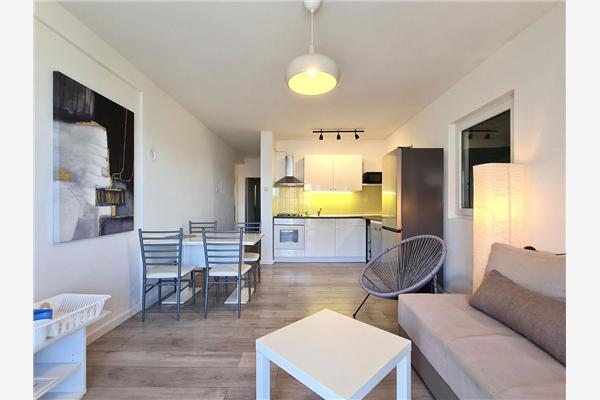 Apartment A4, for 6 persons