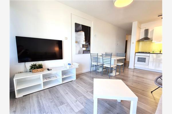 Apartment A4, for 6 persons